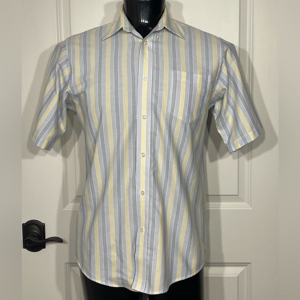 RBM short sleeve button down